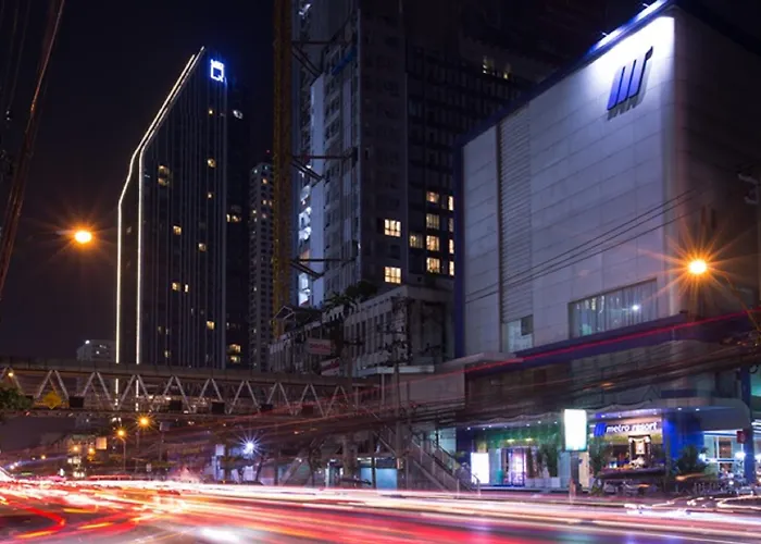 Metro Pratunam 3*