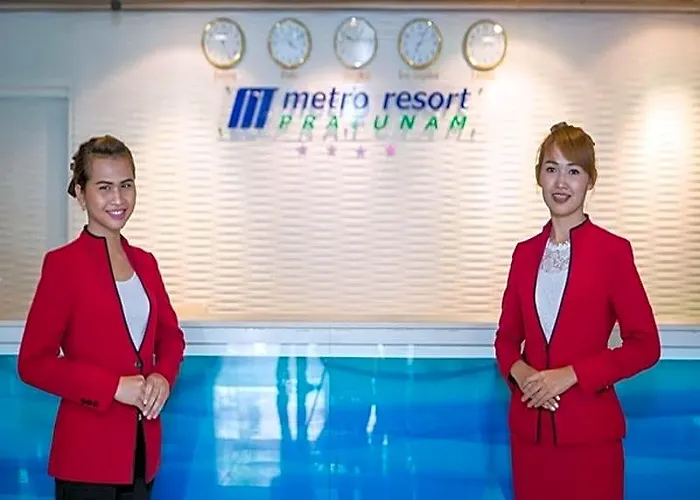 Отель Metro Pratunam